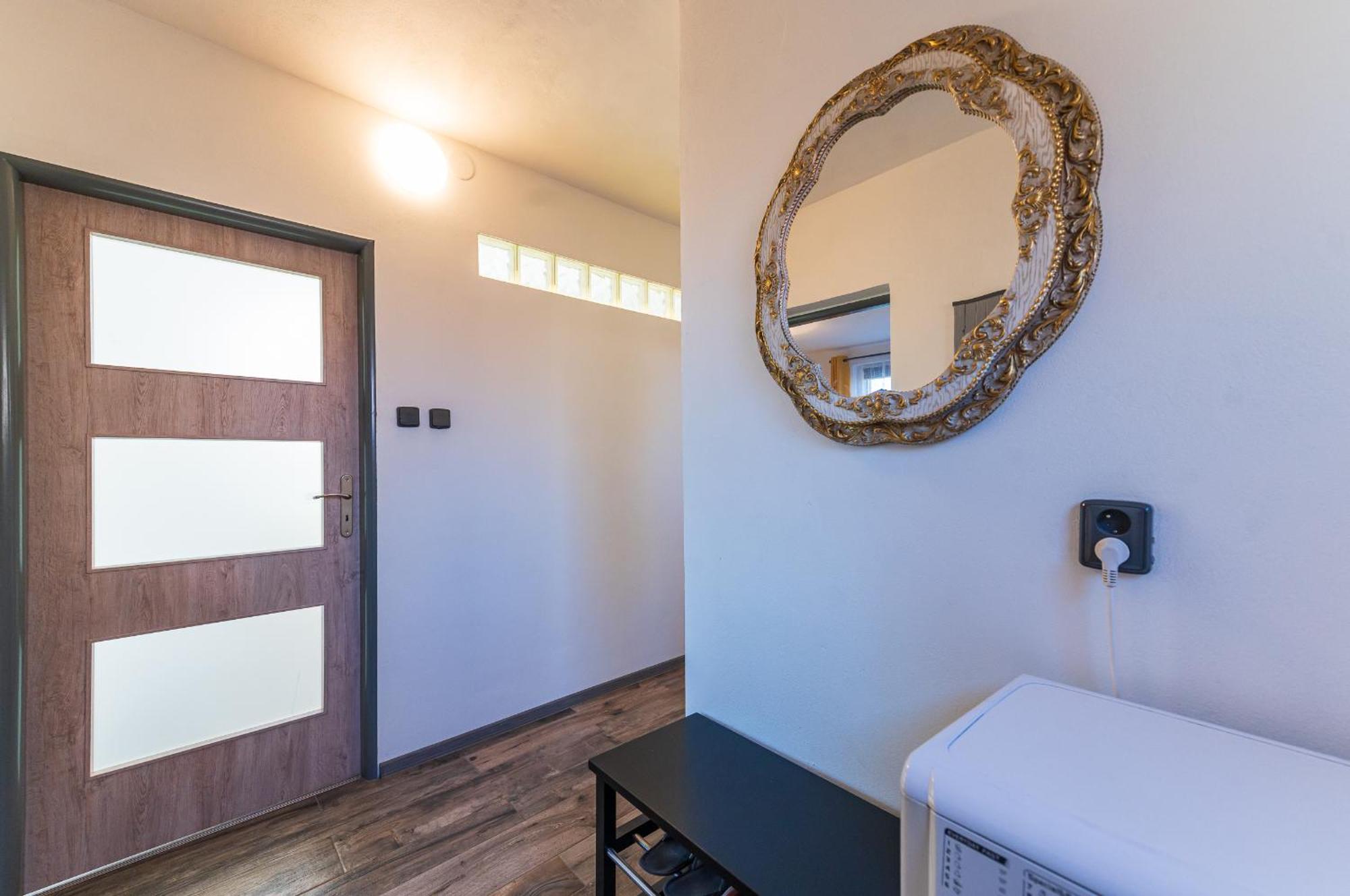 Ubytovani Na Samote - Apartman U Tesaru Komarice Buitenkant foto